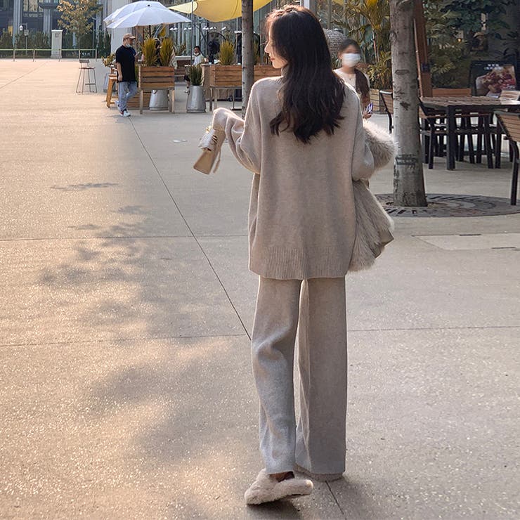 ニット セットアップ ハイネック トップス フレア パンツ 韓国 セットアップ ニットセットアップ ハイネックフレアパンツ上下