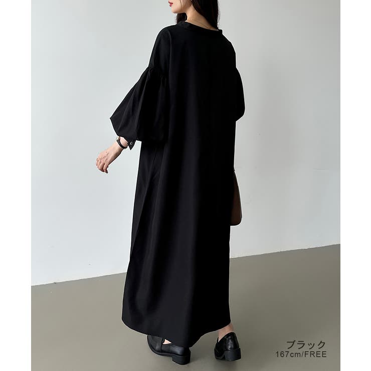 with CHANMOMO 黒 ハーフジップ ワンピース with CHANMOMO 黒 ハーフジップ ワンピース