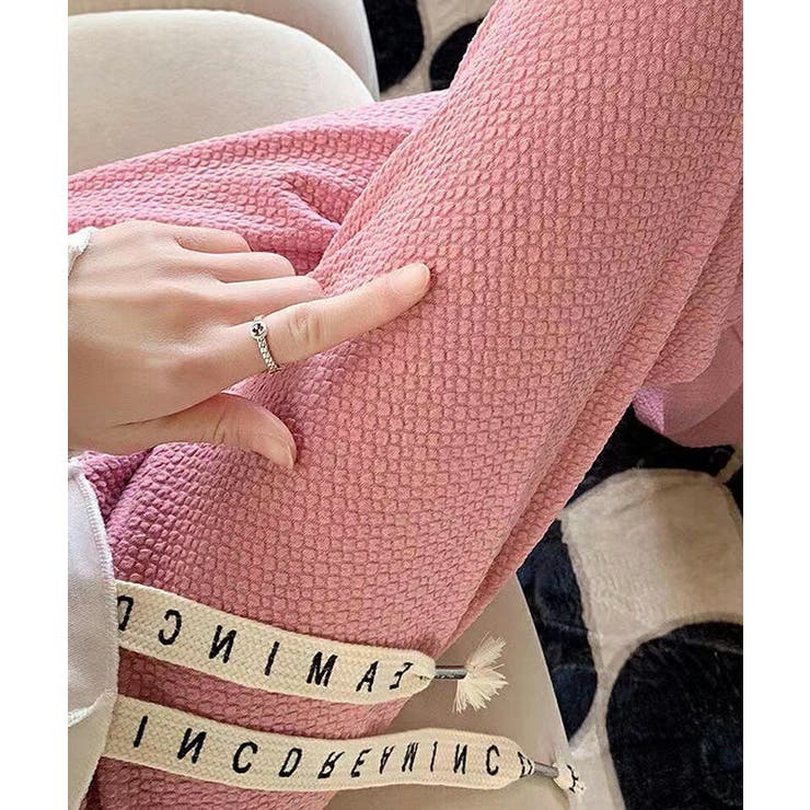 ワイドパンツ エンボス加工 ストレートパンツ | COCOMOMO | 詳細画像4 