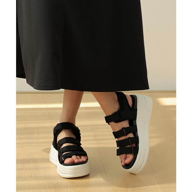UGG 厚底スタイルアップ マジックテープ サンダル ブラック 36 UGG 厚底スタイルアップ マジックテープ サンダル ブラック 24cm