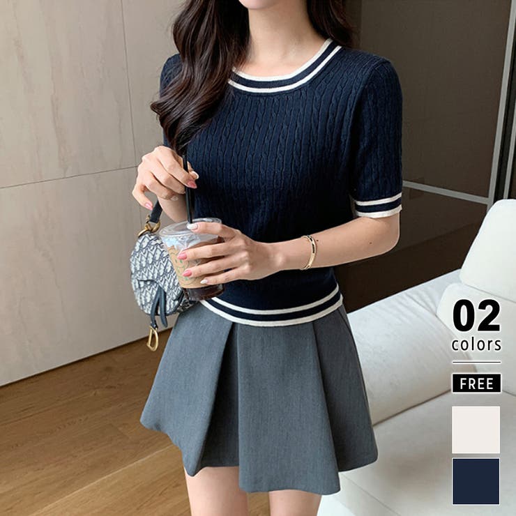 ネイビー | 配色ライン チルデンクロップドニット 韓国ファッション | COCOMOMO