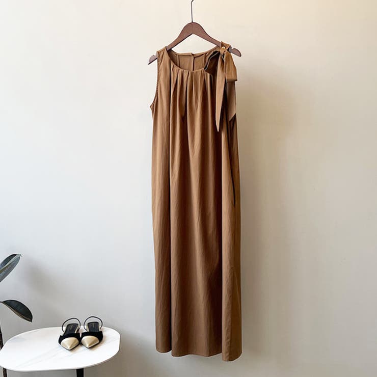 大人気?ショルダーリボンワンピース 夏服 ニット ワンピース