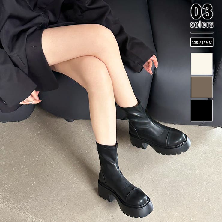 ブラック | 厚底ショートブーツ トラックソール バックジップ | COCOMOMO