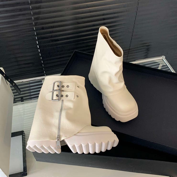 厚底ブーツ ショートブーツ ベルト付きカバーブーツ | COCOMOMO | 詳細画像17 