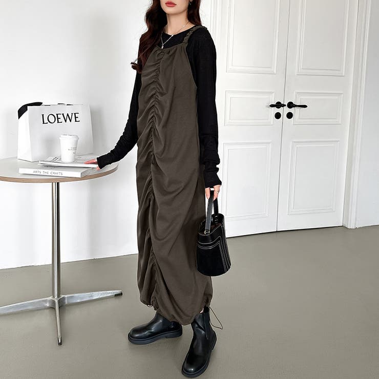 即完品✨綺麗✨コレクション　キャバン　スカート　キャミワンピース　シルク　黒 ワンピース ギャザーキャミワンピース カーゴジャンスカ[品番