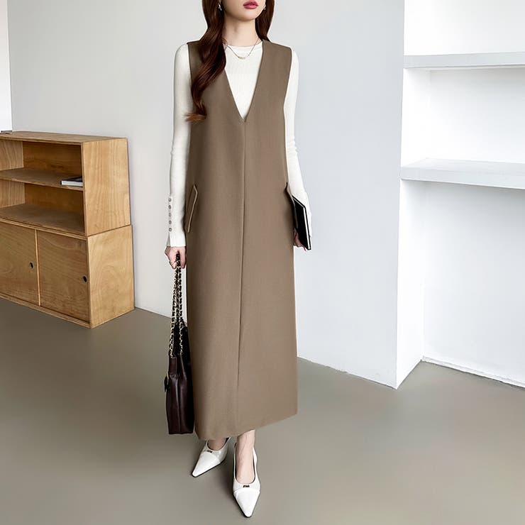 きれいめカジュアルにも使いやすい ジャンパースカート Vネックワンピース | COCOMOMO | 詳細画像9 