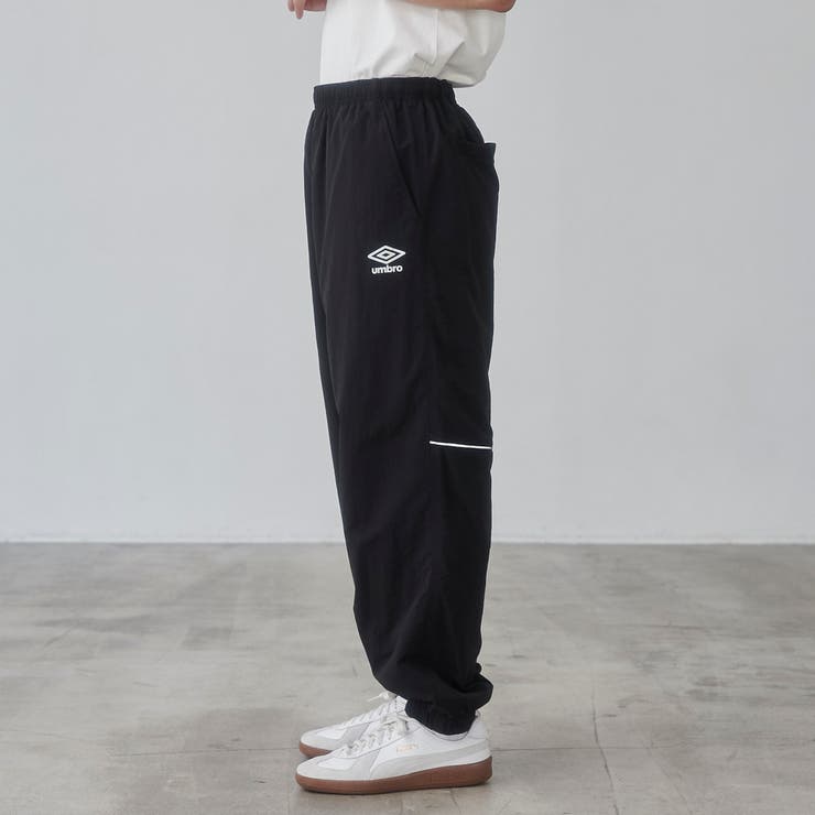 【お値引！！】UMBRO/アンブロ 別注 ナイロン パンツ25SS お値引！！】UMBRO/アンブロ 別注 ナイロン パンツ25SS