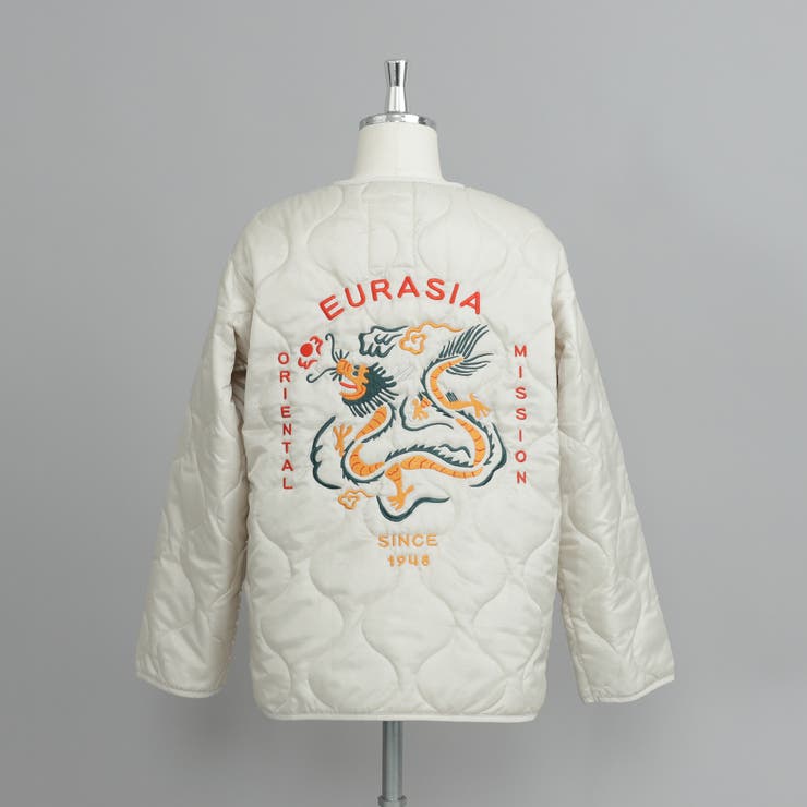 ルーズシルエットスーベニア刺繍キルティングジャケット[品番