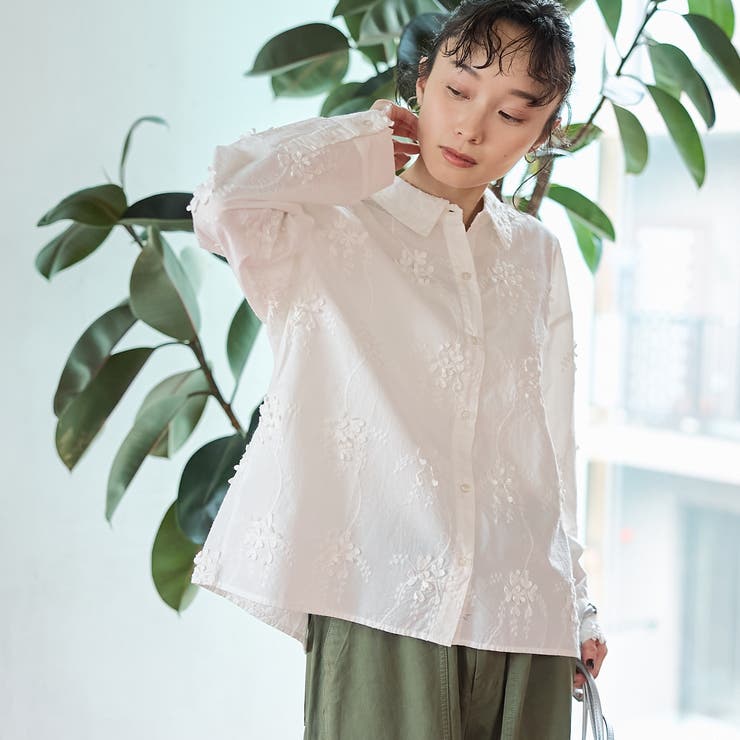 OFF WHITE | 【再入荷/新色登場】3Dフラワー刺繍 ロングスリーブシャツ | coen【women】