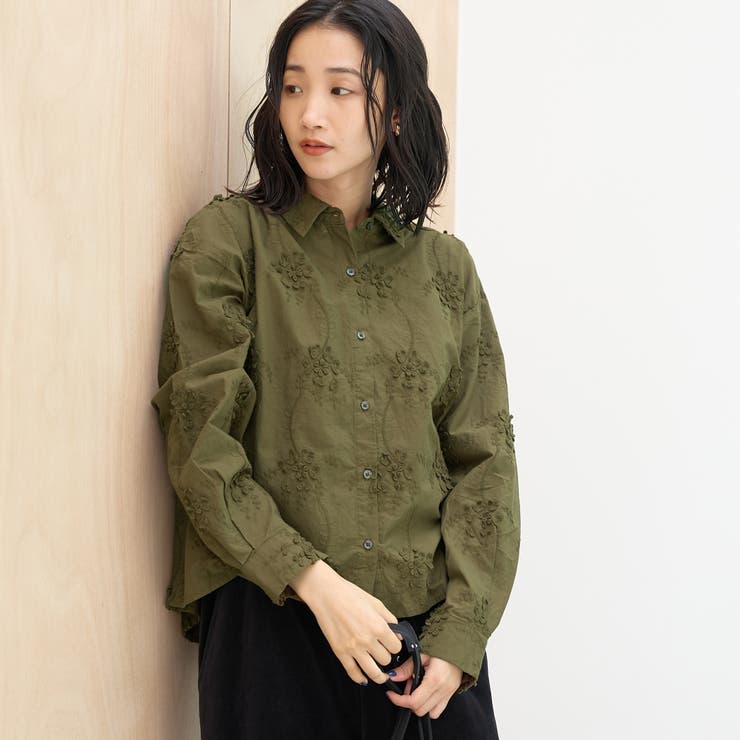 再入荷/新色登場】3Dフラワー刺繍 ロングスリーブシャツ[品番