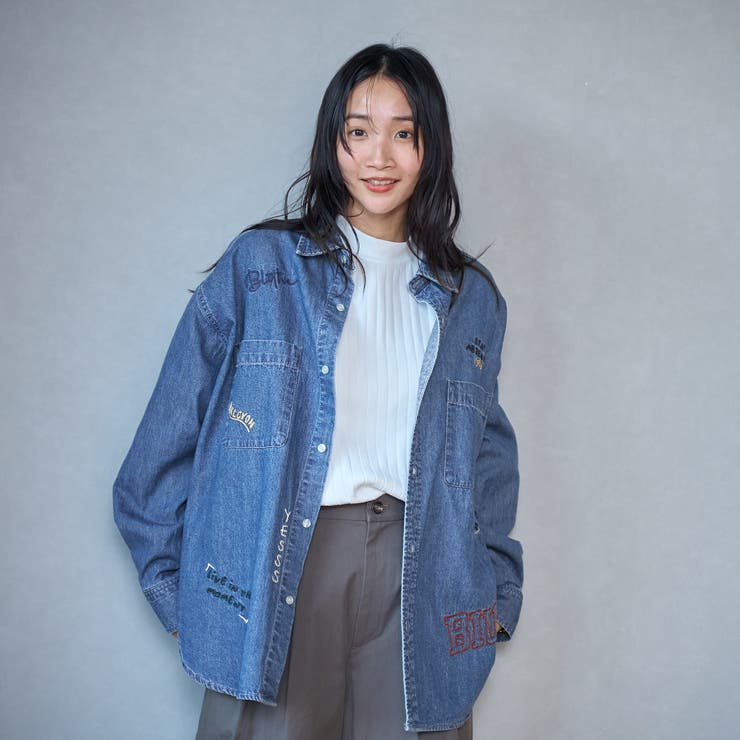 【23AW NEW】MiuMiu_women / 刺繍ロゴ入り デニムオーバーコート 23AW NEW】MiuMiu_women / 刺繍ロゴ入り デニムオーバーコート