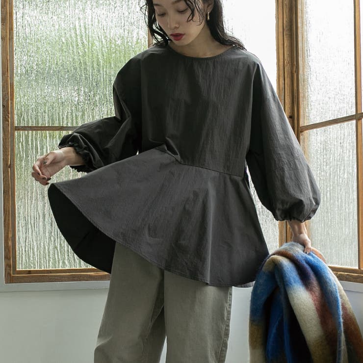 WEB限定】ペプラムロングスリーブチュニックブラウス[品番