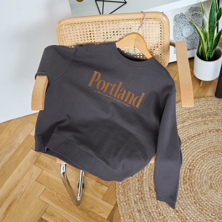 DK.GRAY | フロッキーロゴプリント裏毛スウェット | coen【women】