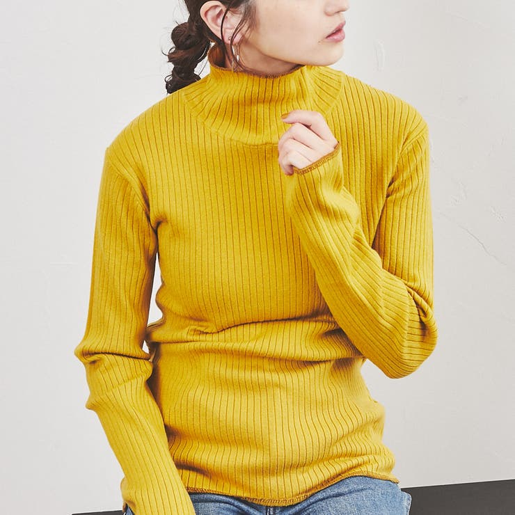 プリーツプリーズ リブ編み風 ハイネック長袖トップス マスタード