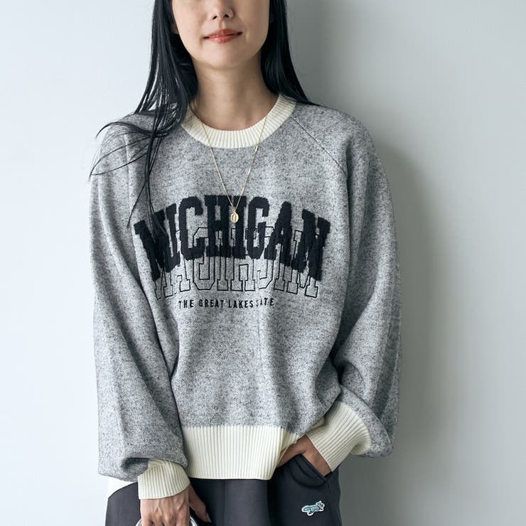 OFF WHITE | 【もちフワ触感×1枚で映えるロゴデザイン】フェザーヤーンロゴジャガードニット | coen【women】