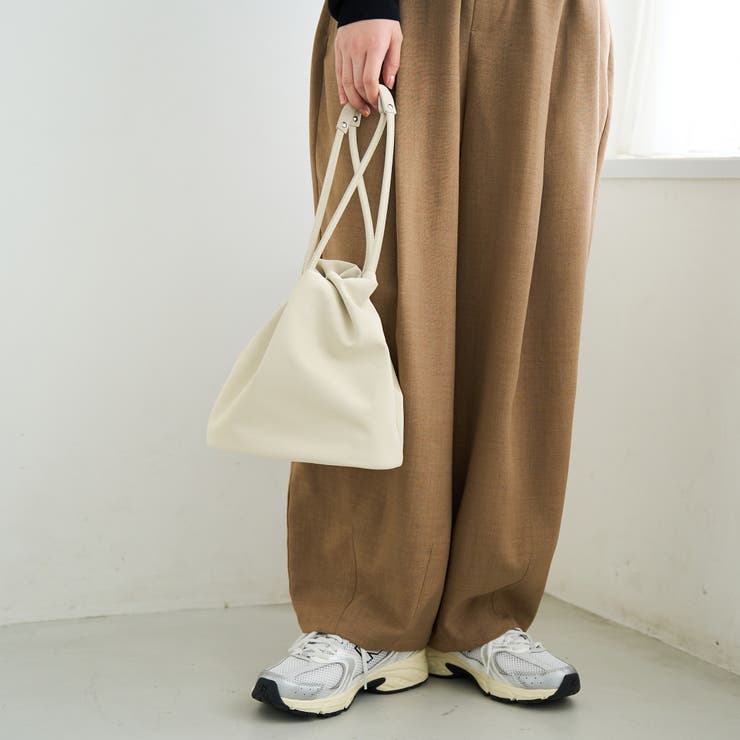 LT.GRAY | 【再入荷・新色登場】レザーライク巾着ショルダーバッグ | coen【women】