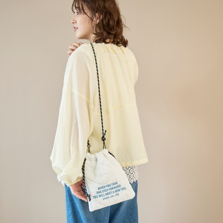 WHITE | ロゴ刺繍 幾何柄 キルト巾着ショルダーバッグ（Sサイズ） | coen【women】