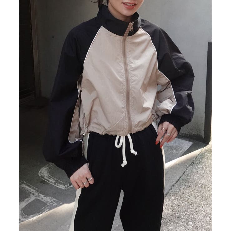 ナイロン×ジャージトラックジャケット 短丈 羽織り 新品タグ付き サイドライントラックジャケット クロップドジャージ ジャージ