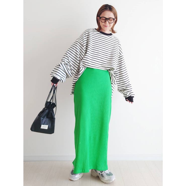 OMMOボリュームスリーブ テントライントップス ネイビー CORNERS by yui カラーボーダーボリュームスリーブトップス[品番