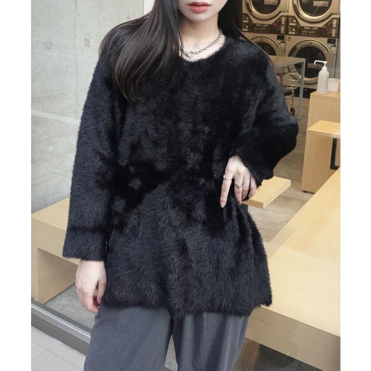 Plage シャギーVネックニット 黒 plage（プラージュ）の「Fine Gauge Vネックニット（ニット/セーター