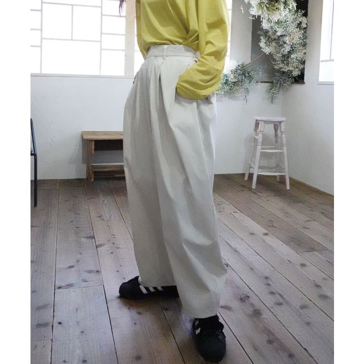ツイルサイドタックコクーンパンツ[品番：TRIW0003981]｜CORNERS