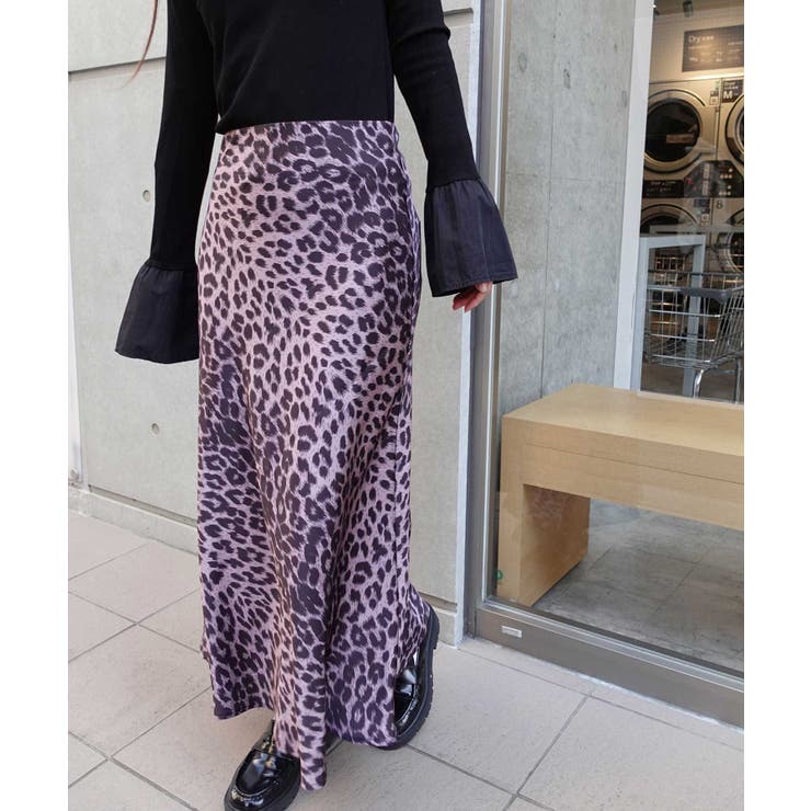 サテンレオパードスカート[品番：TRIW0003985]｜CORNERS