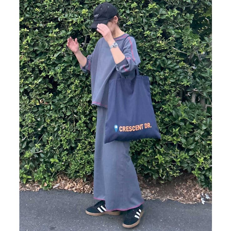 ブルーグレー