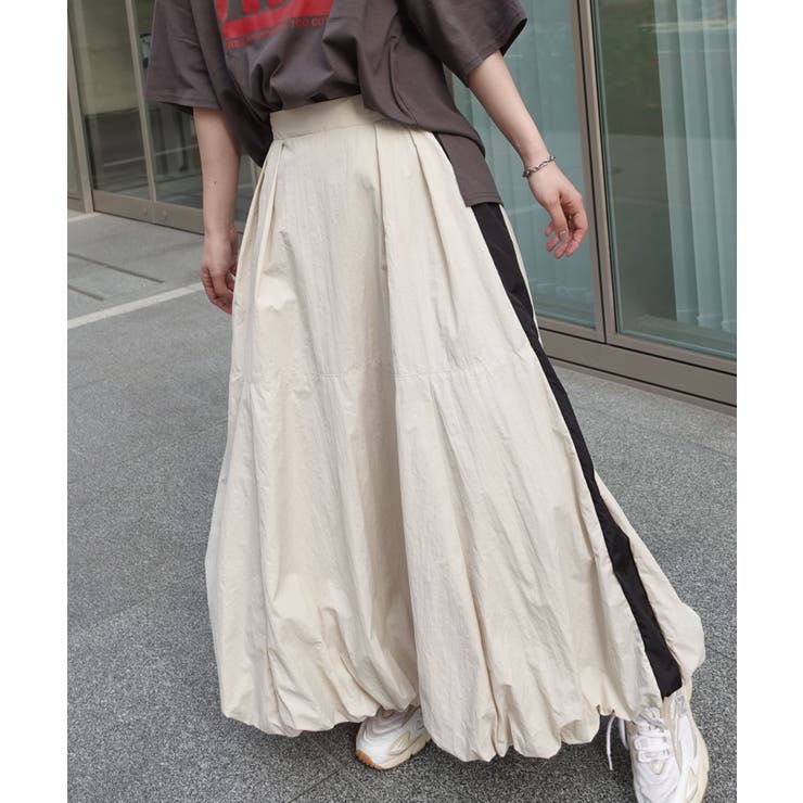 エクリュ | ナイロンタフタバルーンラインスカート | CORNERS 