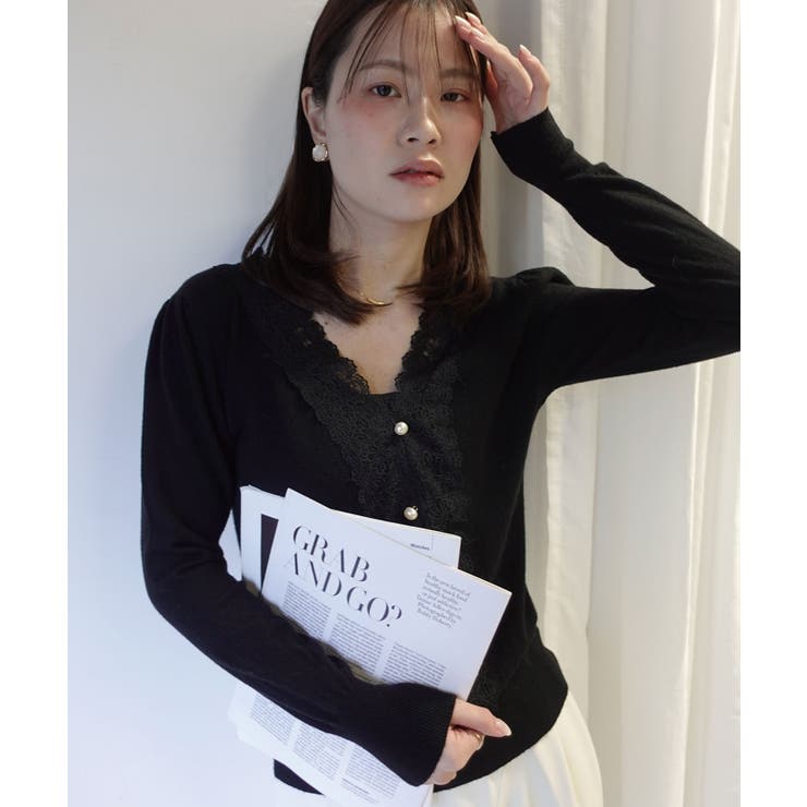 パールボタンVネックレース切り替えニット | CORNERS  | 詳細画像2 