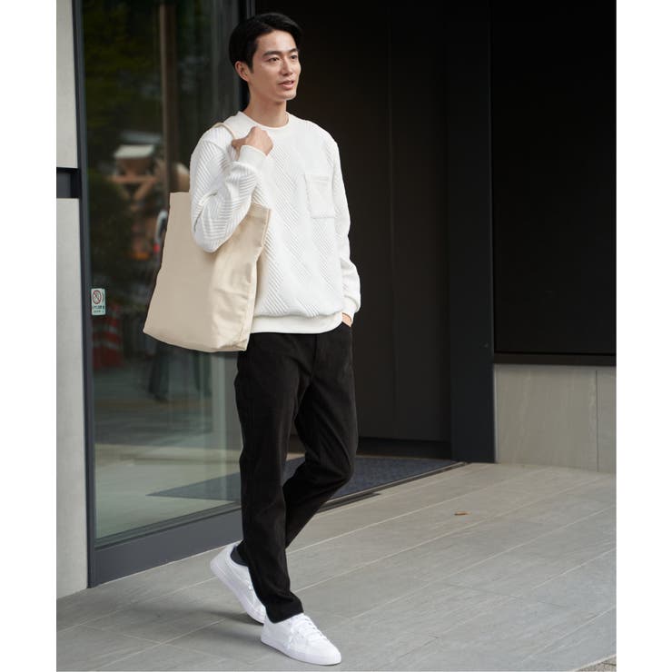 フクレジャカードポケット付きクルーネックプルオーバー | ikka  | 詳細画像4 