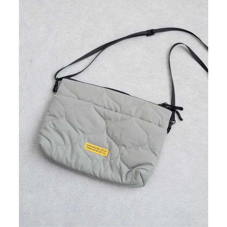 グレージュ | KiU キウ パデットサコッシュポーチ | ikka 