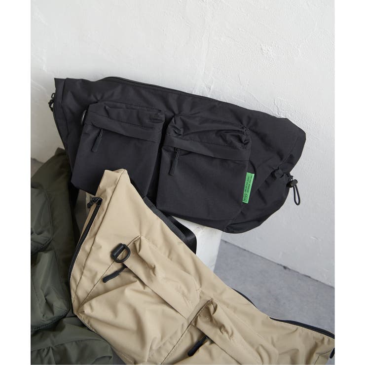 ブラック | 【WEB限定】KiU ダブルポケットショルダーバッグ【撥水／防水】 | ikka 