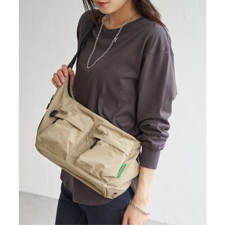 【WEB限定】KiU ダブルポケットショルダーバッグ【撥水／防水】 | ikka  | 詳細画像4 