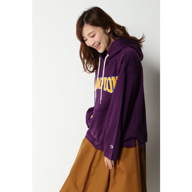 Champion チャンピオン ロゴワッペンパーカー 品番 Ikaw0004964 Ikka イッカ のレディースファッション通販 Shoplist ショップリスト