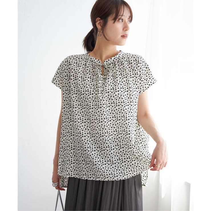 オフホワイト | ジョーゼットフレンチスリーブブラウス | ikka 