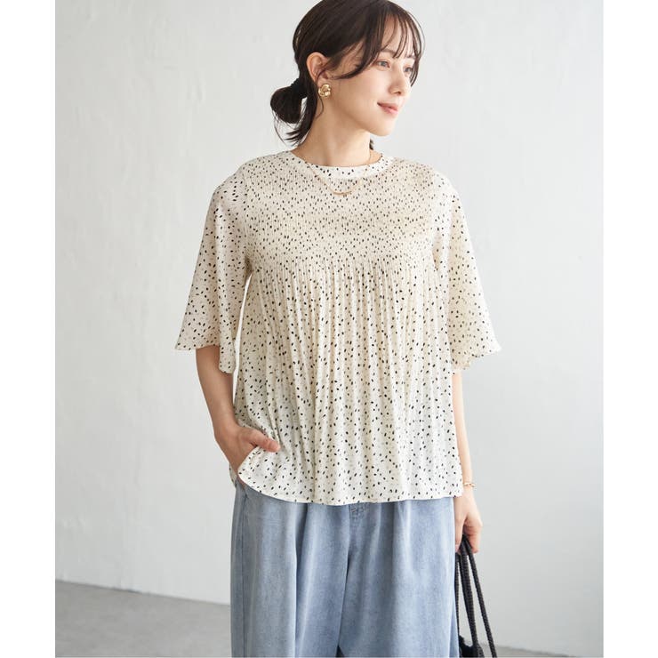 オフホワイト | マジョリカ3段プリーツブラウス | ikka 