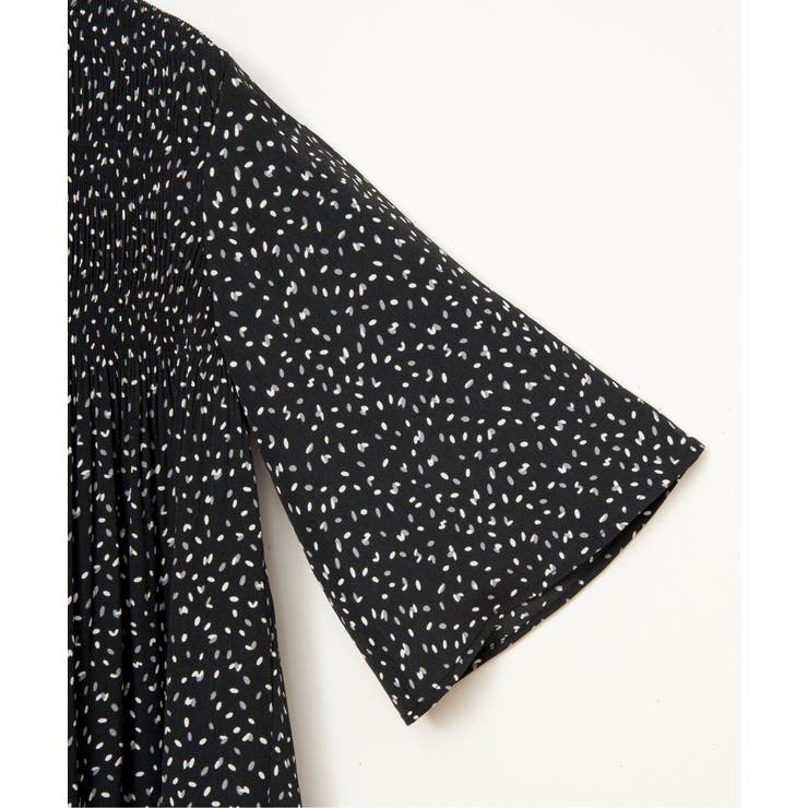 マジョリカ3段プリーツブラウス | ikka  | 詳細画像34 