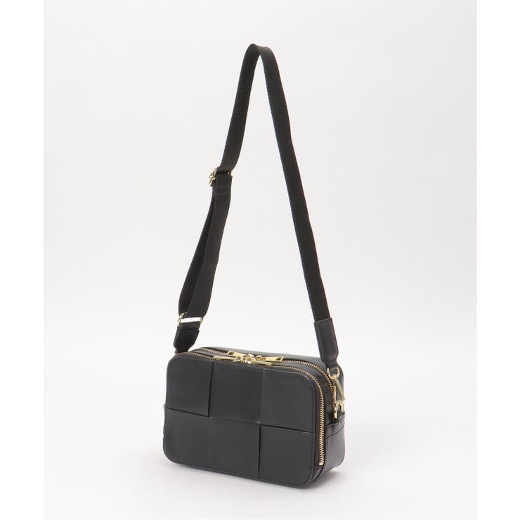 ブラック | 編み込みスクエアショルダーバッグ | ikka 