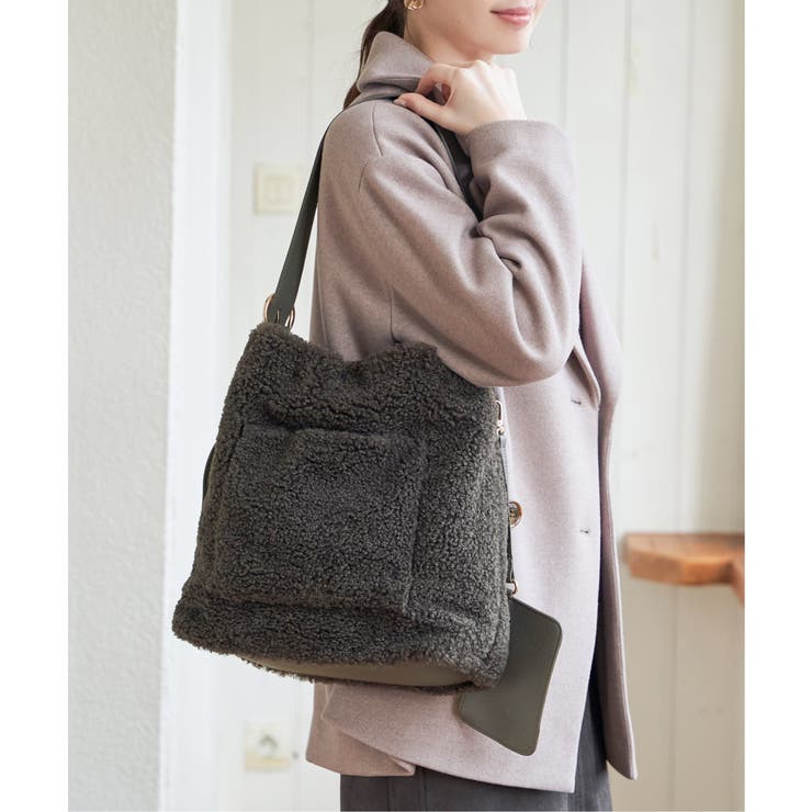 プードルエコファーショルダーバッグ  | ikka  | 詳細画像1 