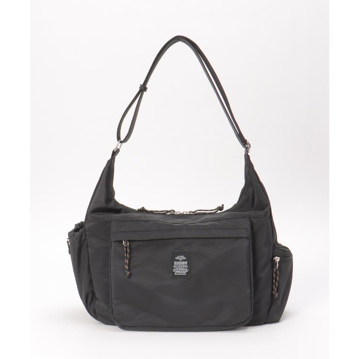 ブラック | 撥水10ポケットビッグショルダーバッグ | ikka 