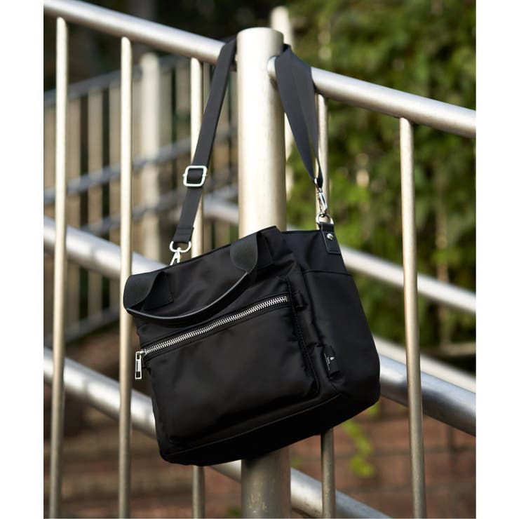 撥水ナイロン8ポケ2WAYトート | ikka  | 詳細画像1 