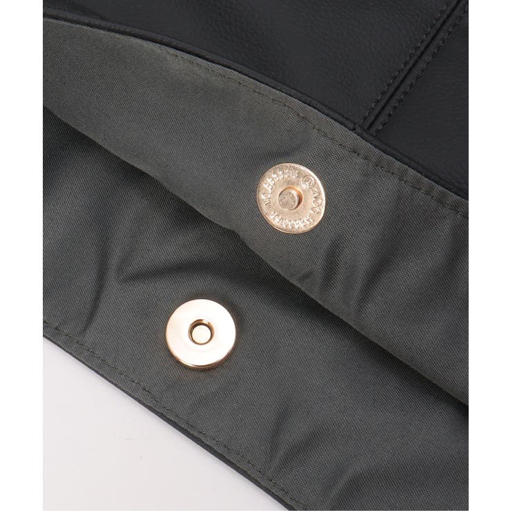 合皮タッセル付きビッグショルダーバッグ | ikka  | 詳細画像15 