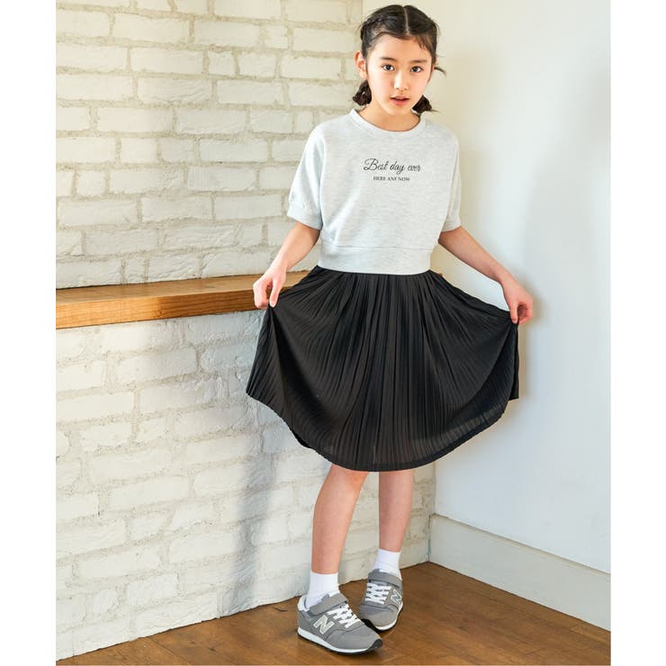 モクグレー | 【親子コーデ】ラメ混ドルマンプリーツスカートワンピース（120~160cm） | ikka 