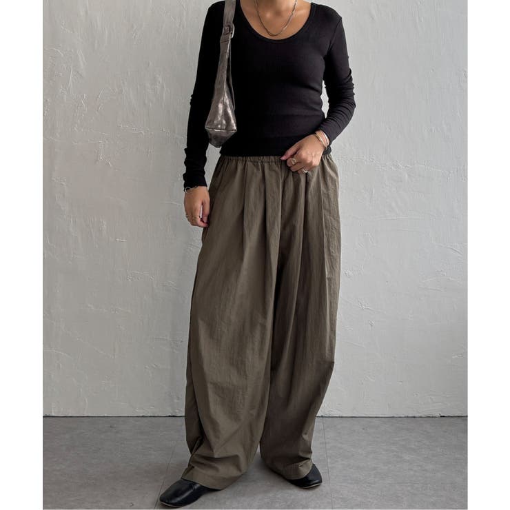 カーキ | ナイロンギャザーワイドパンツ | Lbc with Life