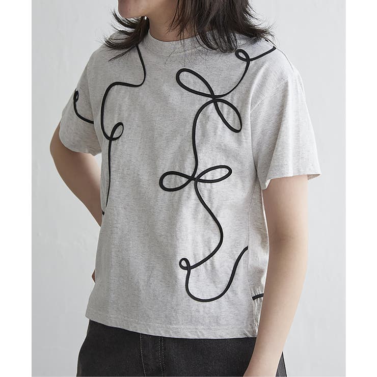 コード刺繍Tシャツ[品番：IKAW0022414]｜VENCE share style