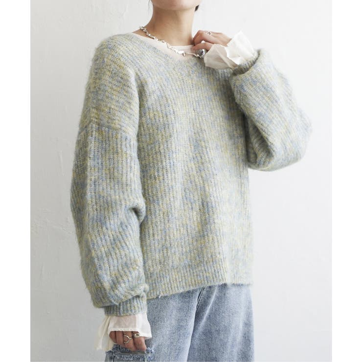 ホワイト | ミックスアームウォーマー風Vネックプルオーバー | VENCE share style【WOMEN】