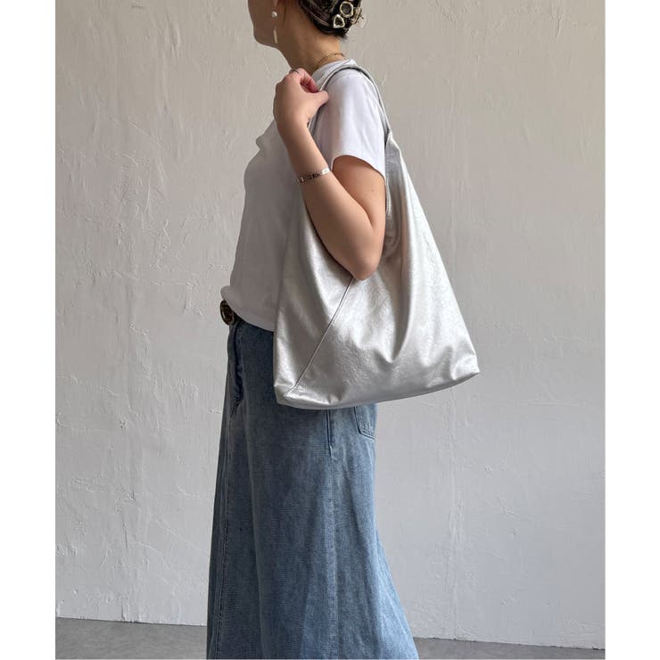 洗える合皮三角ショルダーバッグ | Lbc with Life | 詳細画像1 