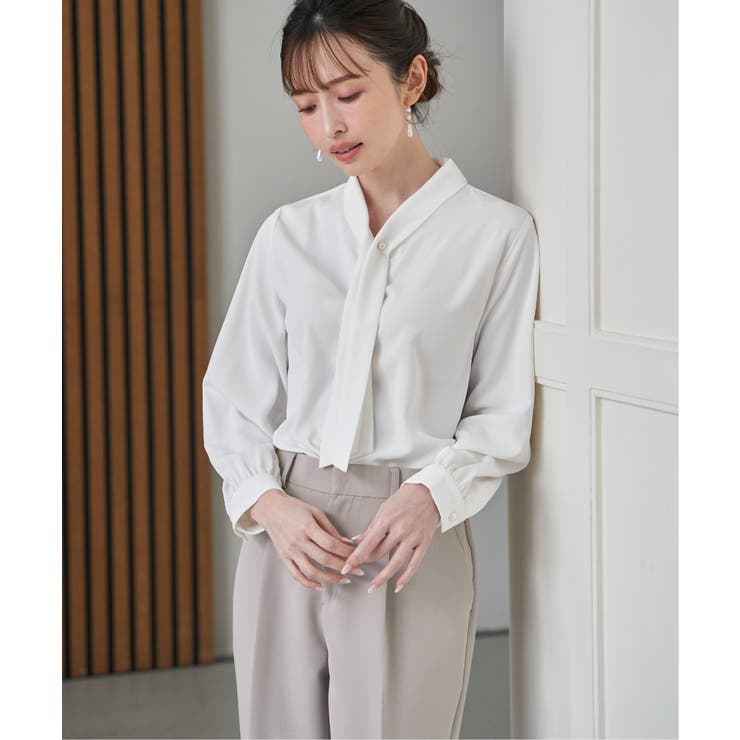 オフホワイト | ボータイデザインブラウス | ikka 