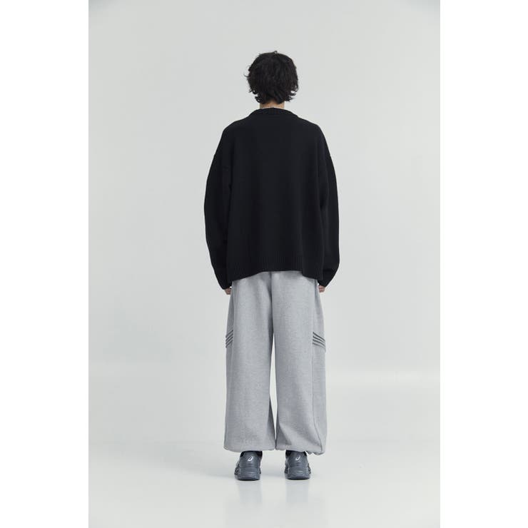 OY オーワイ　ニット　オーバーサイズ　ビッグシルエット　フロントロゴ　ブラック OY オーワイ ニット オーバーサイズ ビッグシルエット フロント
