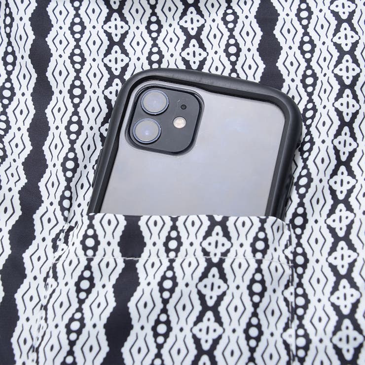 izBLACK総柄長袖シャツ 全1色 シャツ | ililil | 詳細画像9